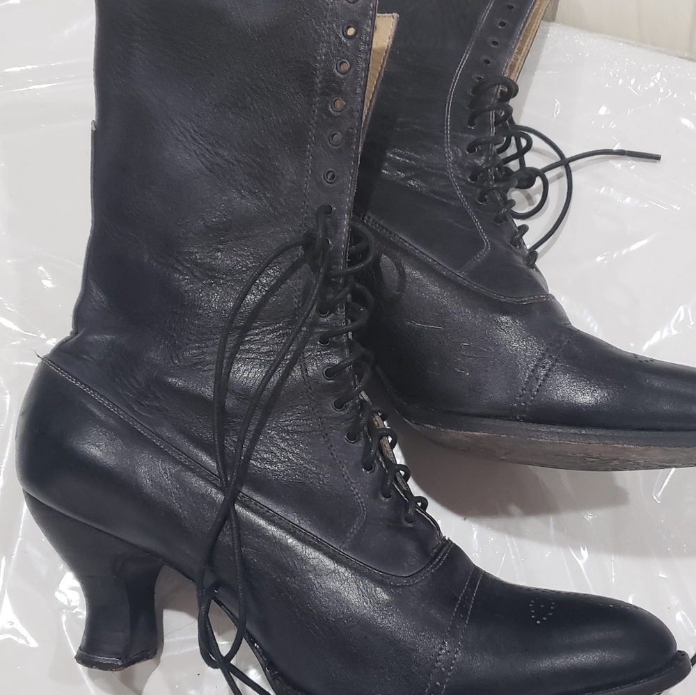 Western leather Granny boots 11